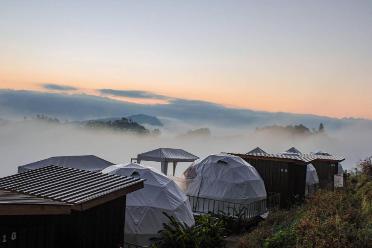Hotel ภูเบิกฟ้า แคมป์ปิ้ง Mon Jam Exteriér fotografie